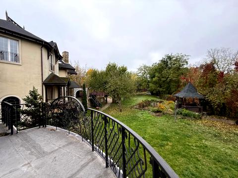 будинок за адресою Ягідна вул.