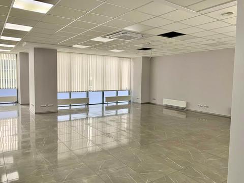 комерційна за адресою Мечникова вул., 19
