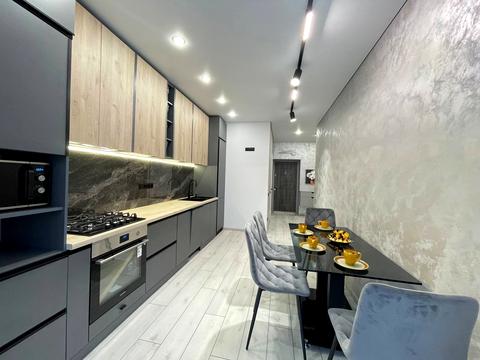 квартира за адресою Юліана Пелеша вул., 2