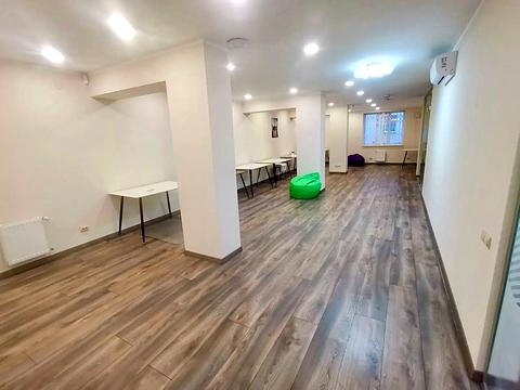 коммерческая по адресу Головацкого ул., 23