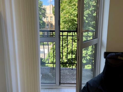 комерційна за адресою Вишгородська вул., 12