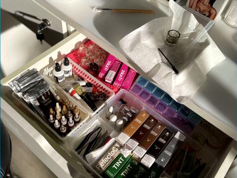 комерційна за адресою Вишгородська вул., 12