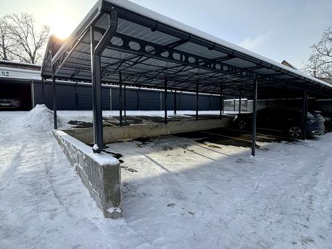 паркомісце за адресою Миколи Сингаївського вул. (Ново-Оскольська), 8а