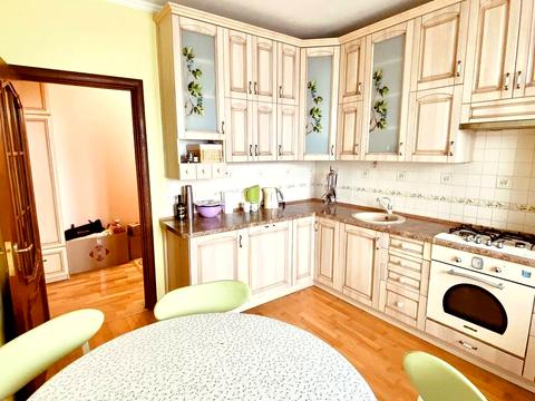 квартира за адресою Якова Головацького вул., 23