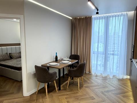 квартира за адресою Івано-Франківськ, Степана Бандери вул., (Будинок 4)