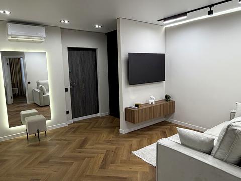 квартира за адресою Івано-Франківськ, Степана Бандери вул., (Будинок 4)