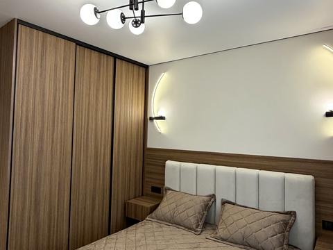 квартира за адресою Івано-Франківськ, Степана Бандери вул., (Будинок 4)