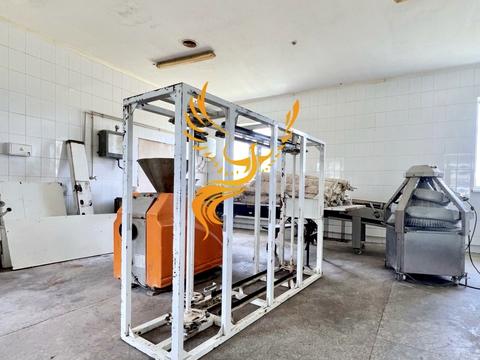 комерційна за адресою Володимира Великого вул., 2