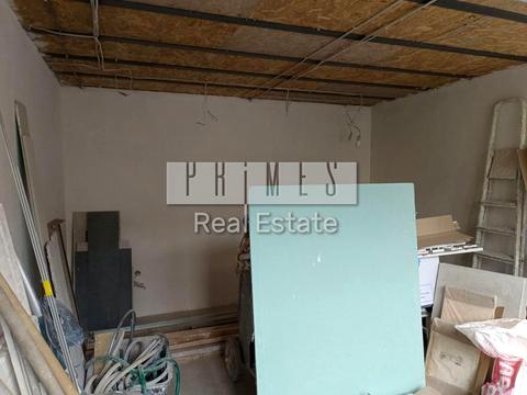 комерційна за адресою Дегтярна вул., 5