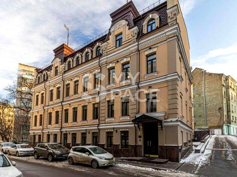 коммерческая по адресу Несторовский пер., 8