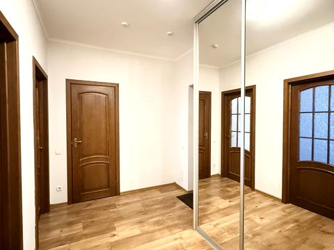 квартира за адресою Київ, Любомира Гузара просп. (Космонавта Комарова), 46-В