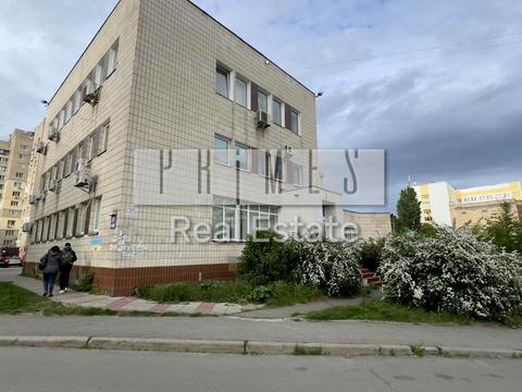 комерційна за адресою Київ, Симиренка вул., 2/19