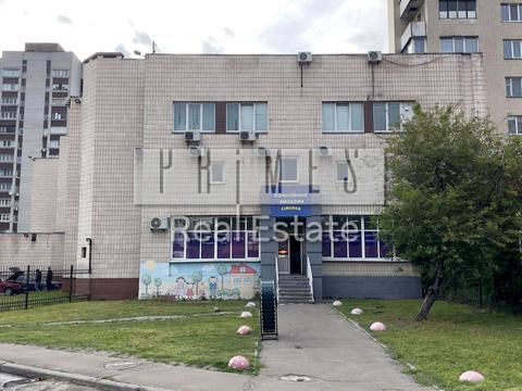 комерційна за адресою Київ, Симиренка вул., 2/19