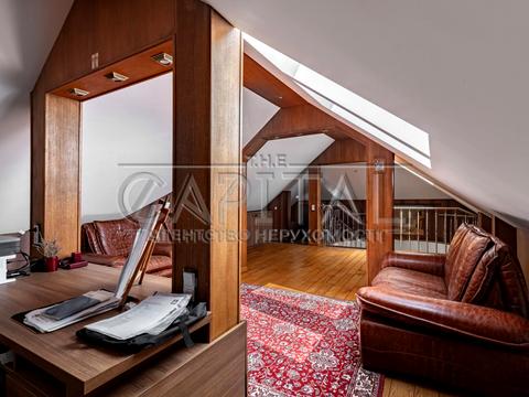 будинок за адресою с. Іванковичі, авіаторів