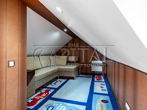 будинок за адресою с. Іванковичі, авіаторів