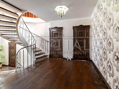 будинок за адресою с. Іванковичі, авіаторів