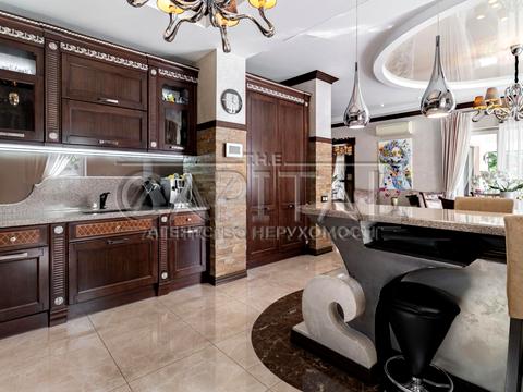 будинок за адресою с. Іванковичі, авіаторів