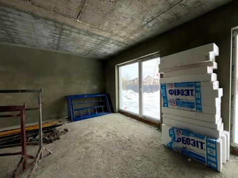 будинок за адресою Коновальця