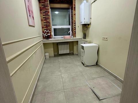 коммерческая по адресу Французский бульв., 12/1