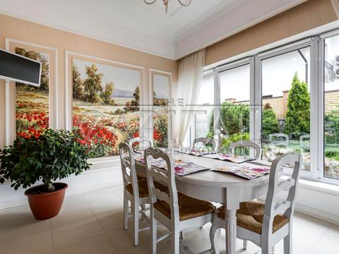 будинок за адресою с. Іванковичі, авіаторів