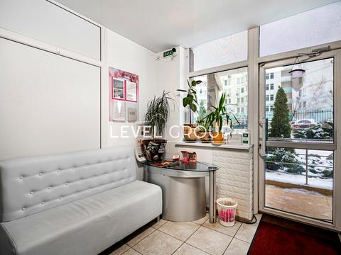 комерційна за адресою Олени Пчілки вул., 3-В