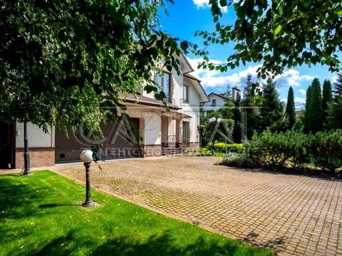 будинок за адресою с. Іванковичі, авіаторів