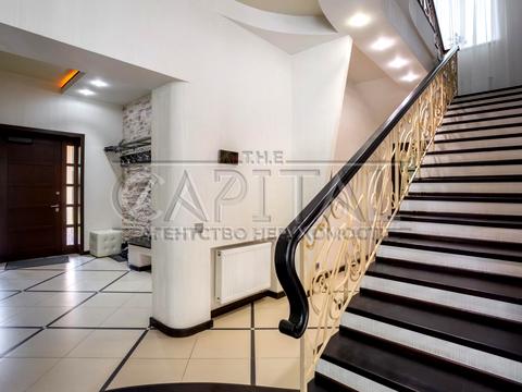 будинок за адресою с. Іванковичі, авіаторів