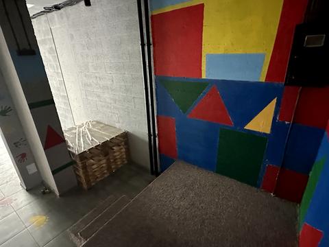 комерційна за адресою Університетська вул., 1о