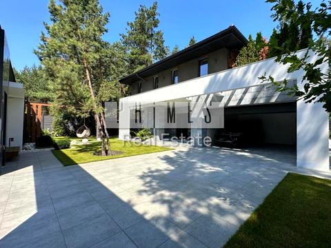 дом по адресу Соборна вул