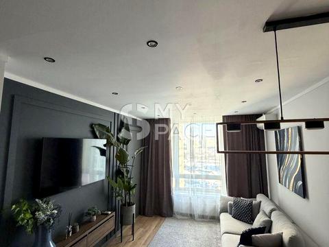 квартира за адресою Зарічна вул., 2 к1