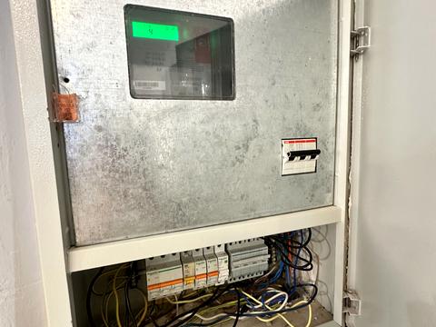 комерційна за адресою Двірська, 26