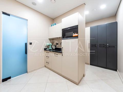 комерційна за адресою Василя Тютюнника вул. (Анрі Барбюса), 28-А