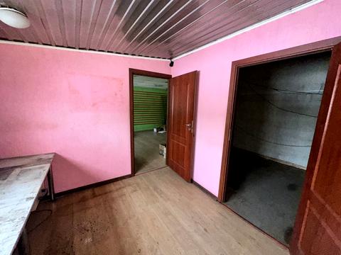 комерційна за адресою Олександра Довженка вул., 9