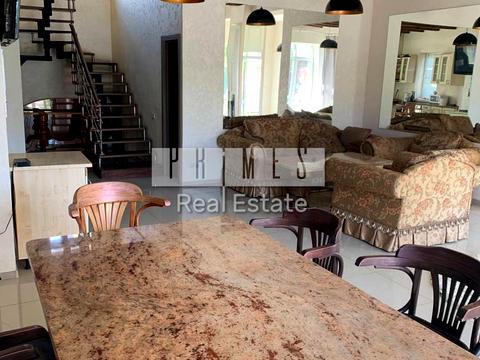 будинок за адресою Київ, Шкільна вул.