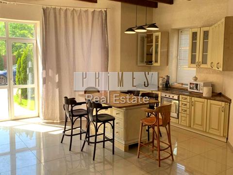 будинок за адресою Київ, Шкільна вул.