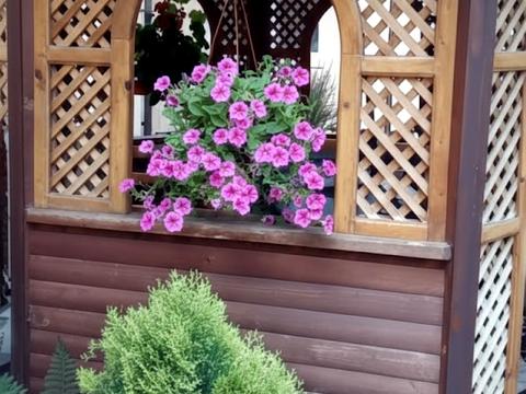 будинок за адресою с. Микитинці, Зарічна