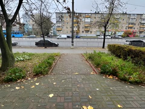 комерційна за адресою Слобожанський просп. (Газети "Правда"), 74