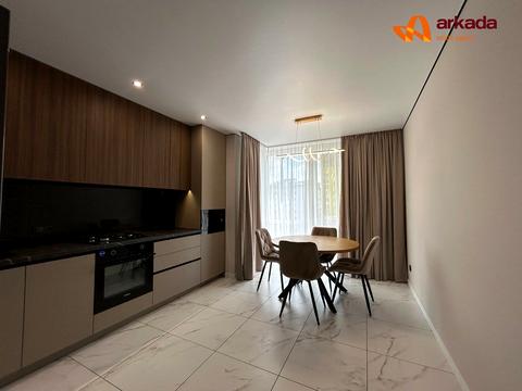 квартира за адресою Степана Бандери вул., 77-Б