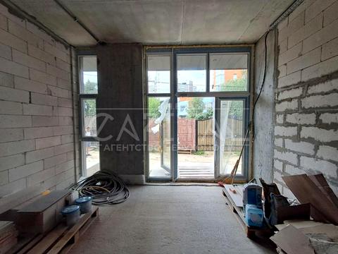 комерційна за адресою Осіння вул., (Будинок)