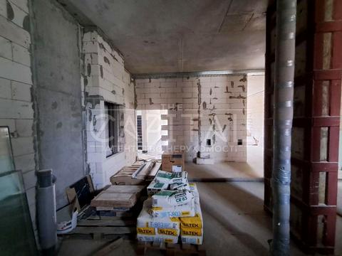 комерційна за адресою Осіння вул., (Будинок)