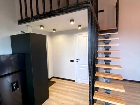 квартира за адресою Олександра Кониського вул. (Володарського), 30