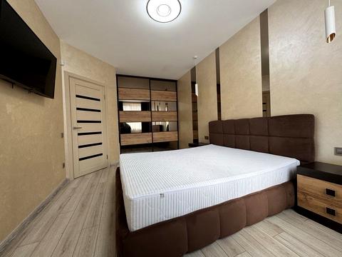 квартира за адресою Євгена Чикаленка вул. (Аржанова), 3