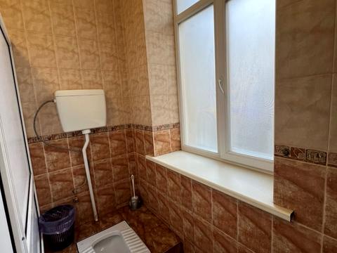 комерційна за адресою Визволення вул., 2