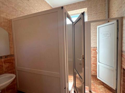 комерційна за адресою Визволення вул., 2