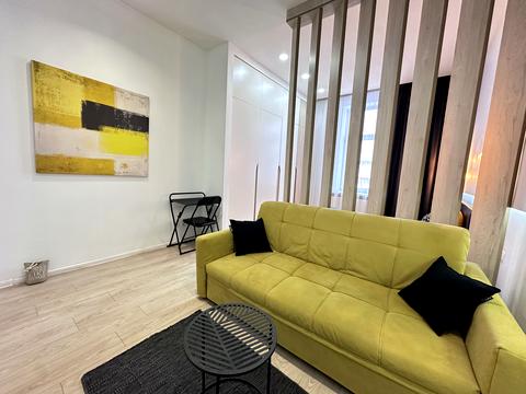 квартира за адресою Академіка Андрія Сахарова вул., 4