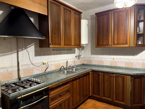 квартира за адресою Тіниста вул., 10