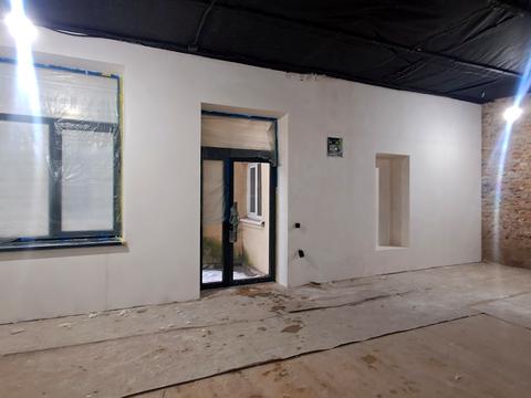 комерційна за адресою Соборна вул., 48