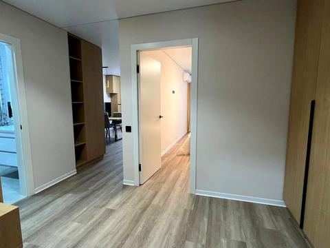 квартира по адресу Степана Бандеры ул., 77-Б