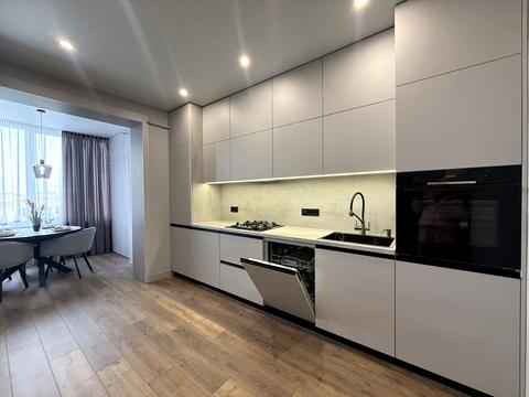 квартира за адресою Молодіжна вул., 5