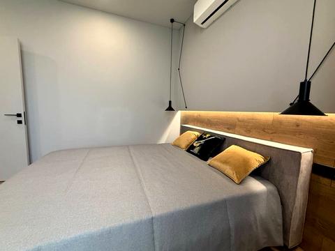 квартира за адресою Молодіжна вул., 5